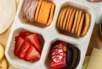 Craft-Your-Own Lunch Kits