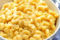 5-Ingredient Instant Pot Velveeta Mac and Cheese
