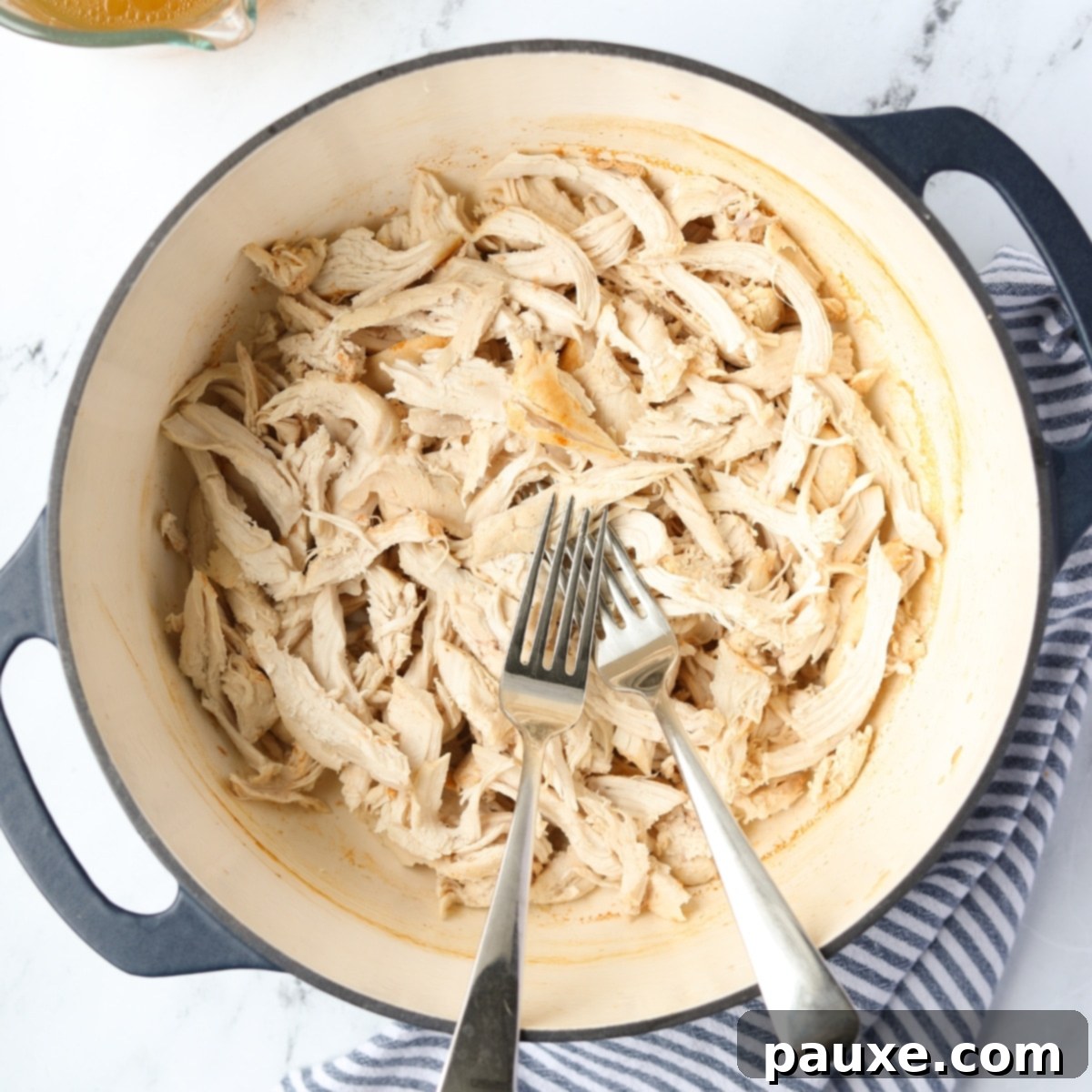 Ultimate Dutch Oven Pulled Chicken 1 featured 5139